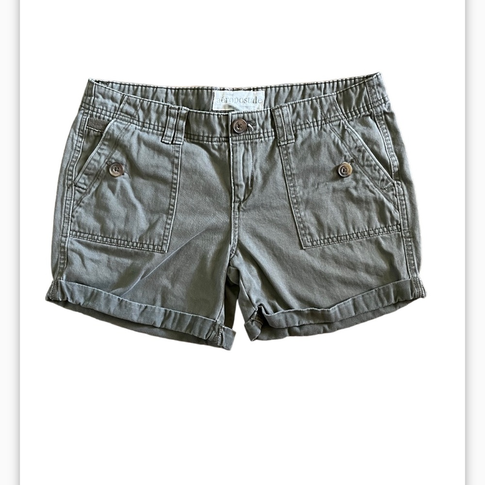 Aeropostale griege colored shorts, size 7/8